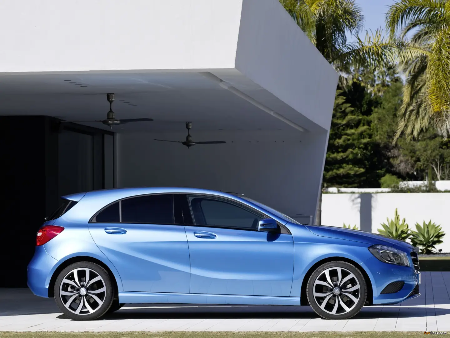 Mercedes-Benz  A 180 CDI BlueEFFICIENCY Urban 1