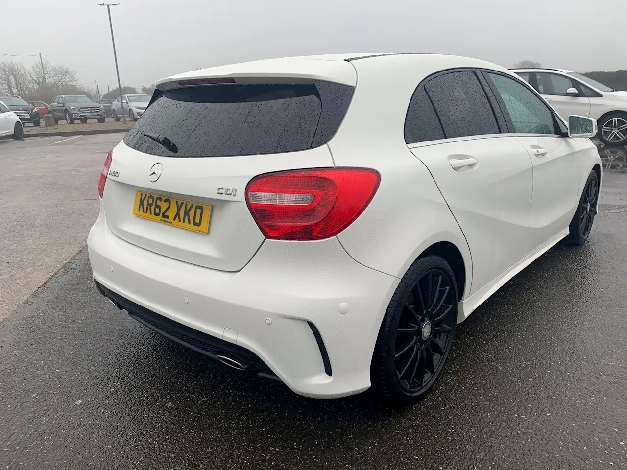 Mercedes-Benz  A 180 BlueEFFICIENCY Urban 7G-DCT 3