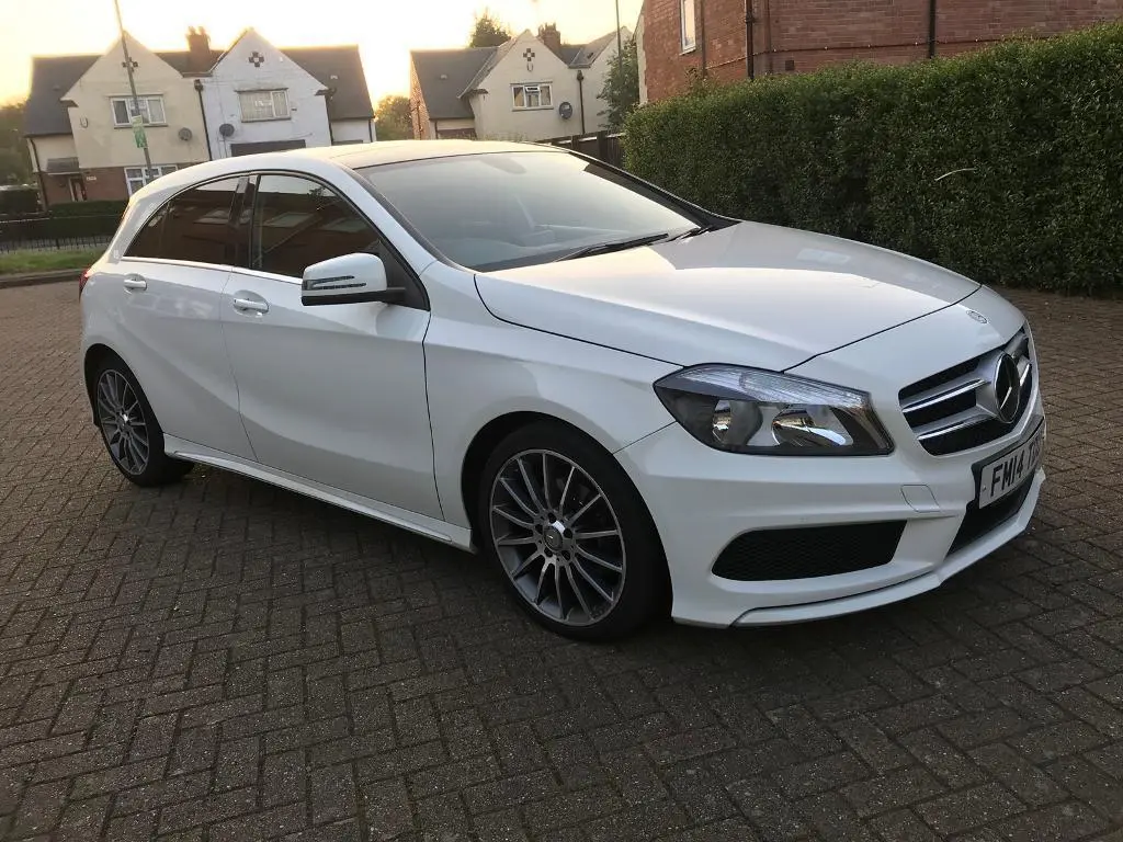 Mercedes-Benz  A 180 CDI BlueEFFICIENCY AMG Sport 7G-DCT 5