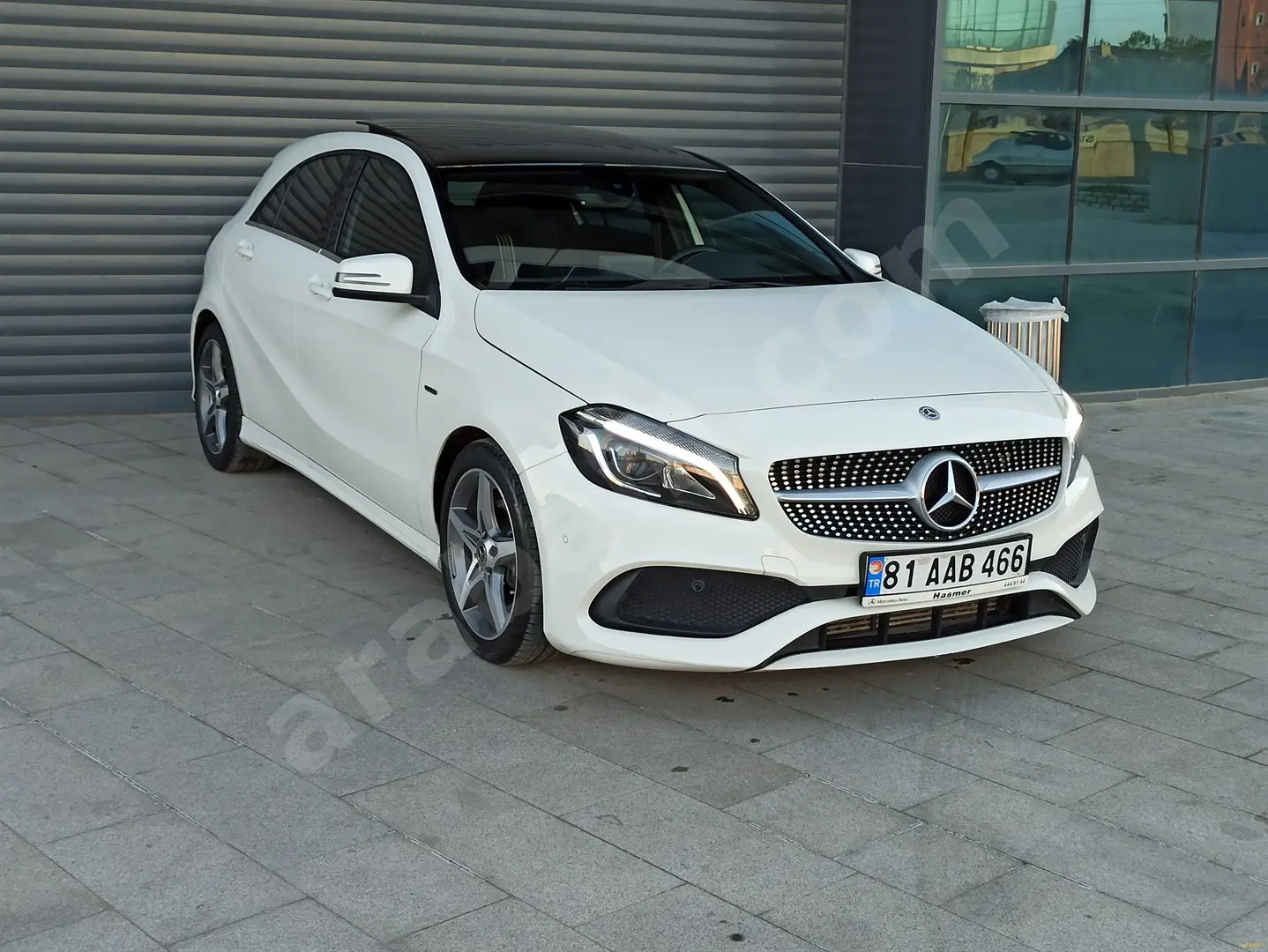 Mercedes-Benz  A 180 CDI BlueEFFICIENCY AMG WhiteArt 7G-DCT 3