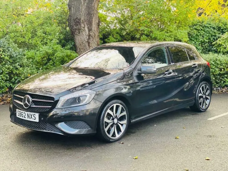Mercedes-Benz  A 180 CDI BlueEFFICIENCY Style 7G-DCT 2