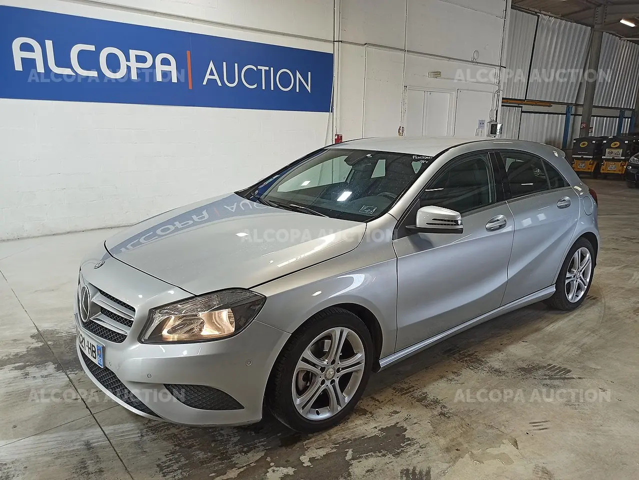 Mercedes-Benz  A 180 CDI BlueEFFICIENCY Style 7G-DCT 6