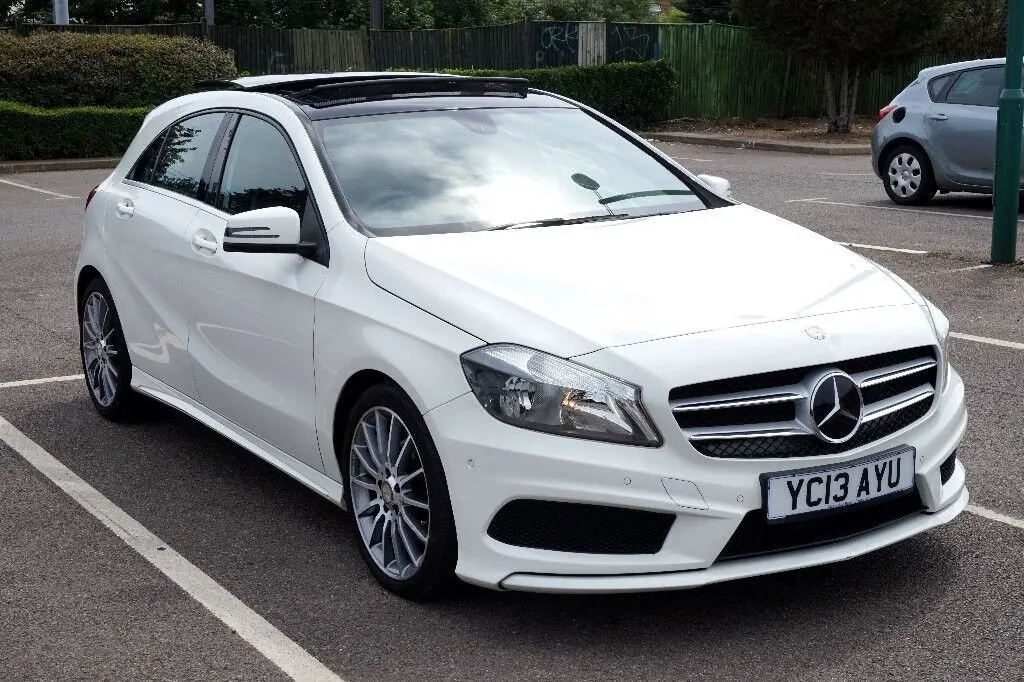 Mercedes-Benz  A 180 BlueEFFICIENCY AMG 7G-DCT 0