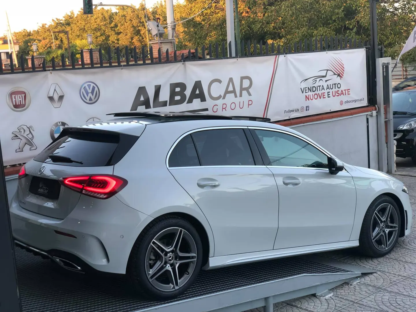 Mercedes-Benz  A 180 d AMG 7G-DCT 1