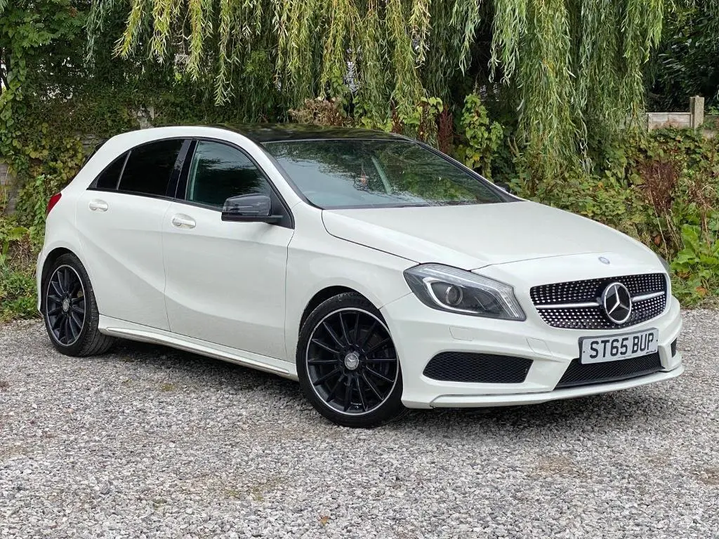 Mercedes-Benz  A 180 d AMG 7G-DCT 5