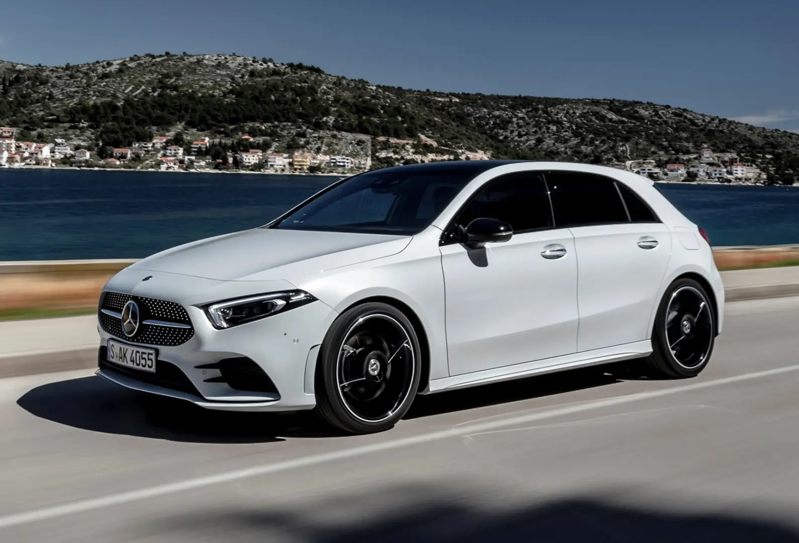 Mercedes-Benz  A 180 d Style 7G-DCT 2