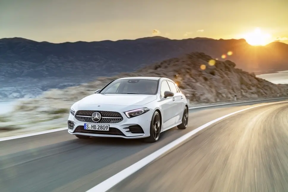 Mercedes-Benz  A 180 d Style 7G-DCT 3