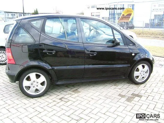 Mercedes-Benz  A 190 Avantgarde 3