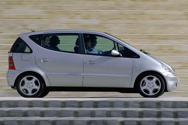 Mercedes-Benz  A 190 Elegance 4
