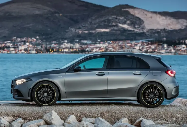 Mercedes-Benz  A 200 AMG+ 7G-DCT 4
