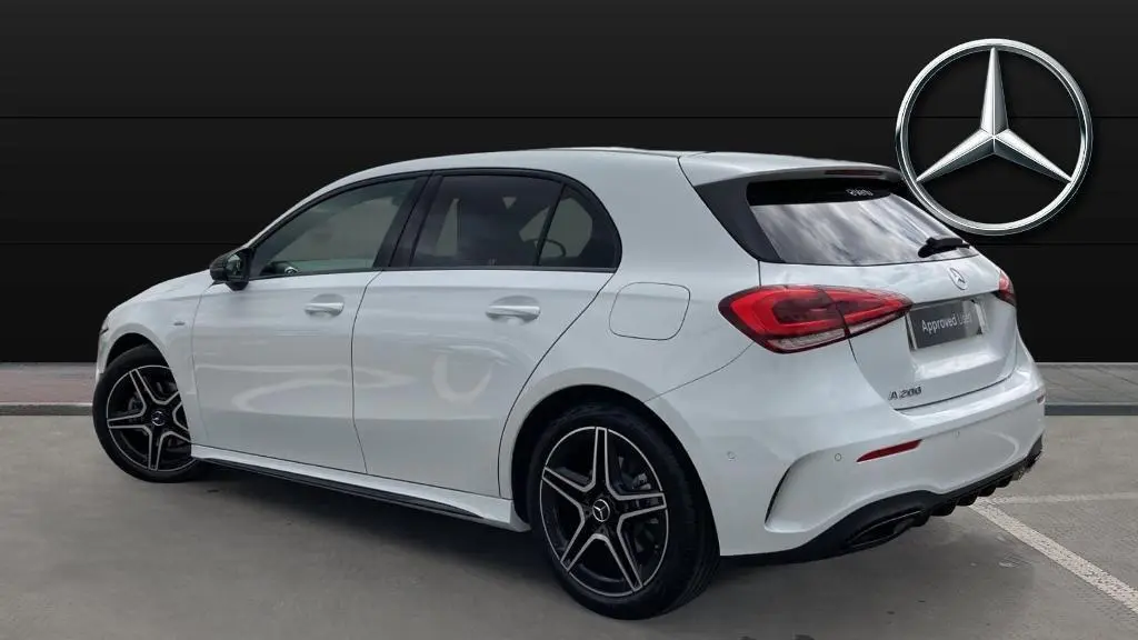 Mercedes-Benz  A 200 AMG+ 7G-DCT 4