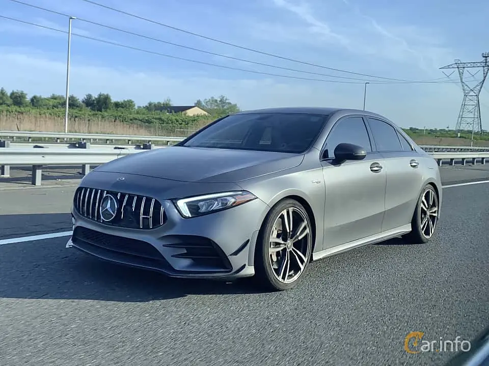 Mercedes-Benz  A 200 AMG Sedan 7G-DCT 5