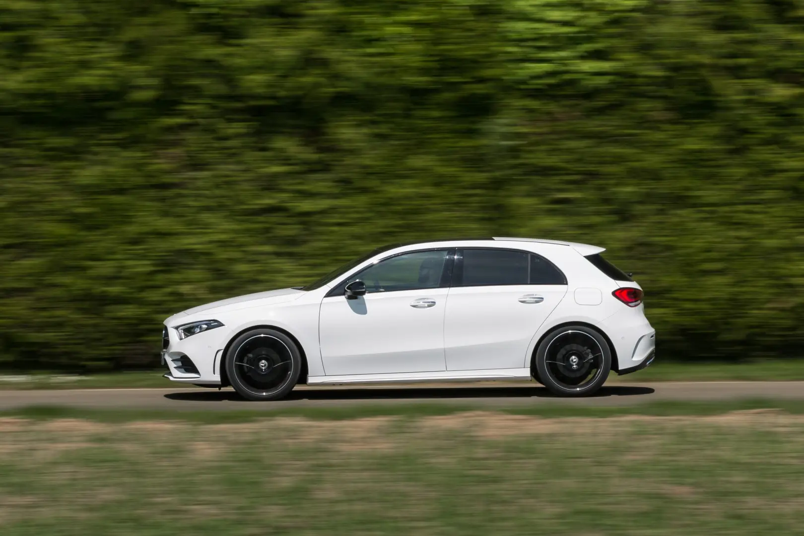 Mercedes-Benz  A 200 AMG 7G-DCT 1