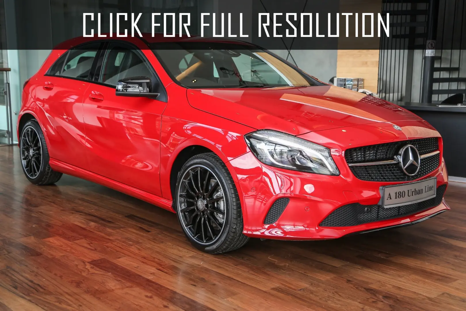 Mercedes-Benz  A 200 BlueEFFICIENCY Urban 7G-DCT 3