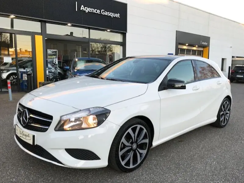 Mercedes-Benz  A 200 CDI BlueEFFICIENCY Style 7G-DCT 1