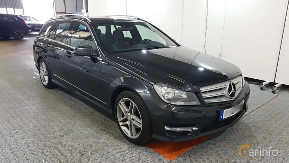 Mercedes-Benz  A 200 CDI BlueEFFICIENCY Style 7G-DCT 6