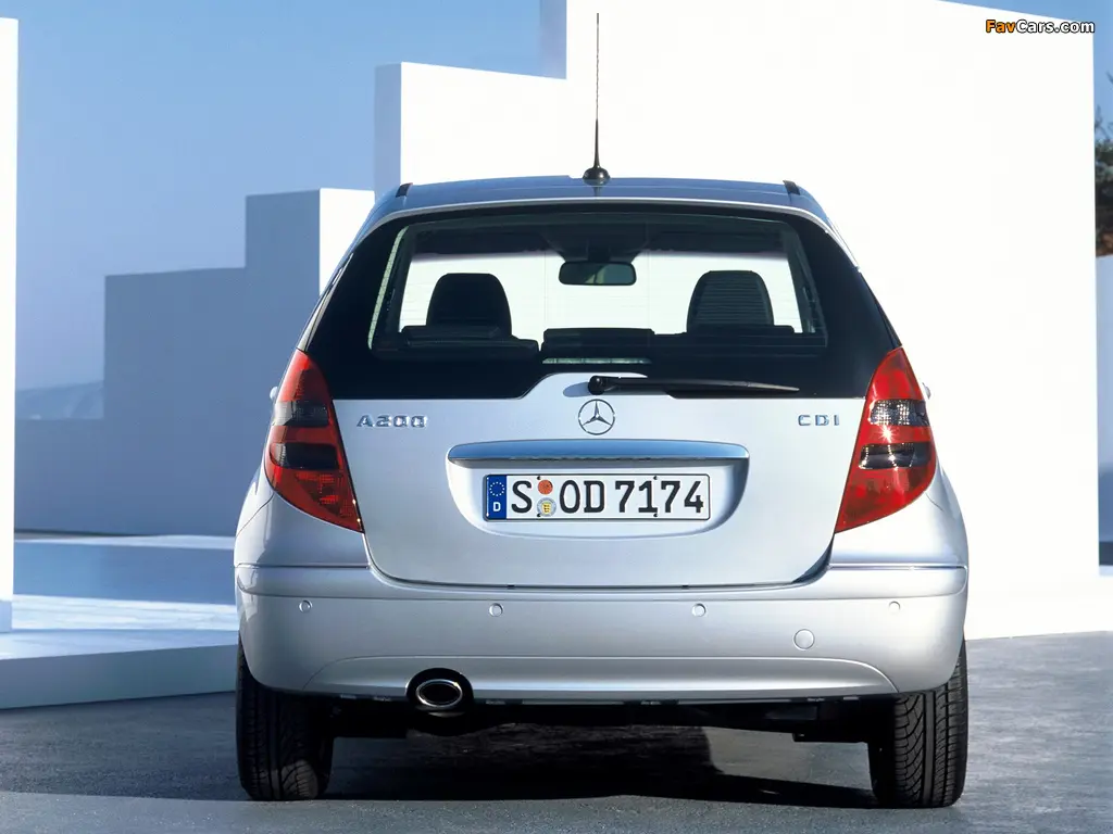 Mercedes-Benz  A 200 Classic 2