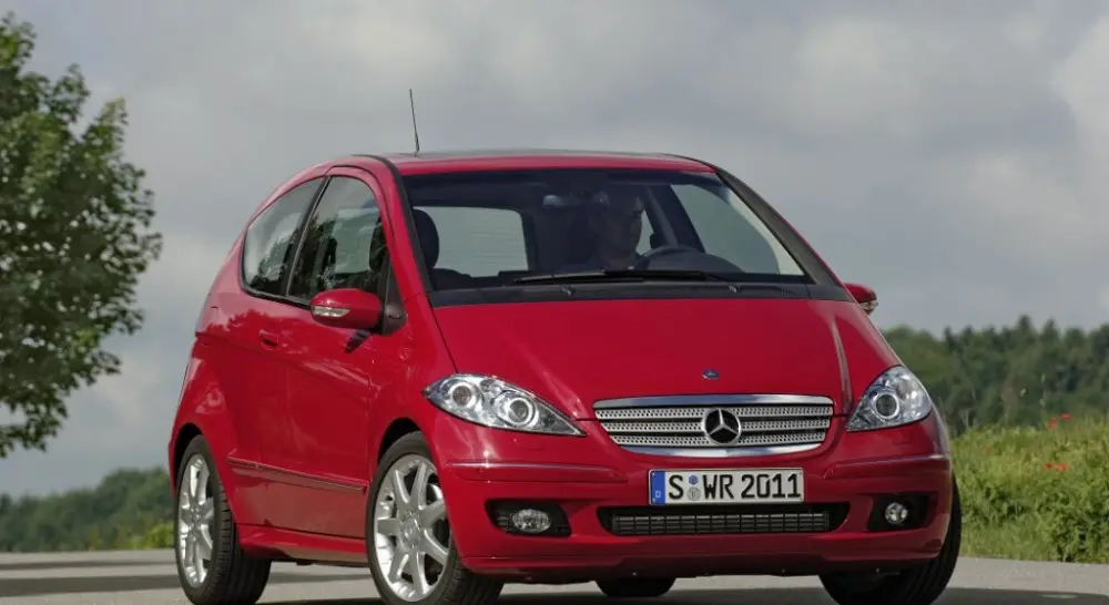 Mercedes-Benz  A 200 Elegance 5