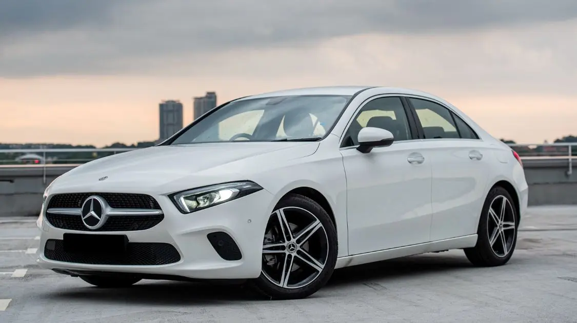 Mercedes-Benz  A 200 Progressive+ 7G-DCT 4