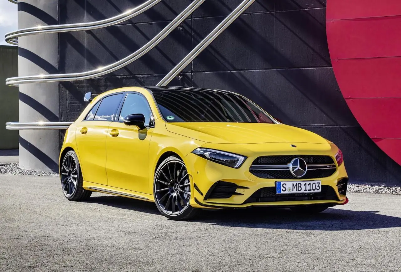 Mercedes-Benz  A 35 4Matic AMG 7G-DCT 6