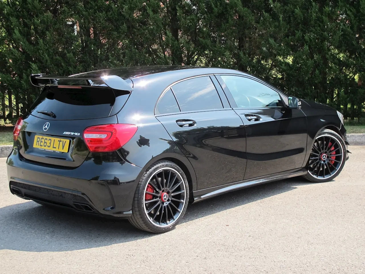 Mercedes-Benz  A 45 4Matic AMG 7G-DCT 3