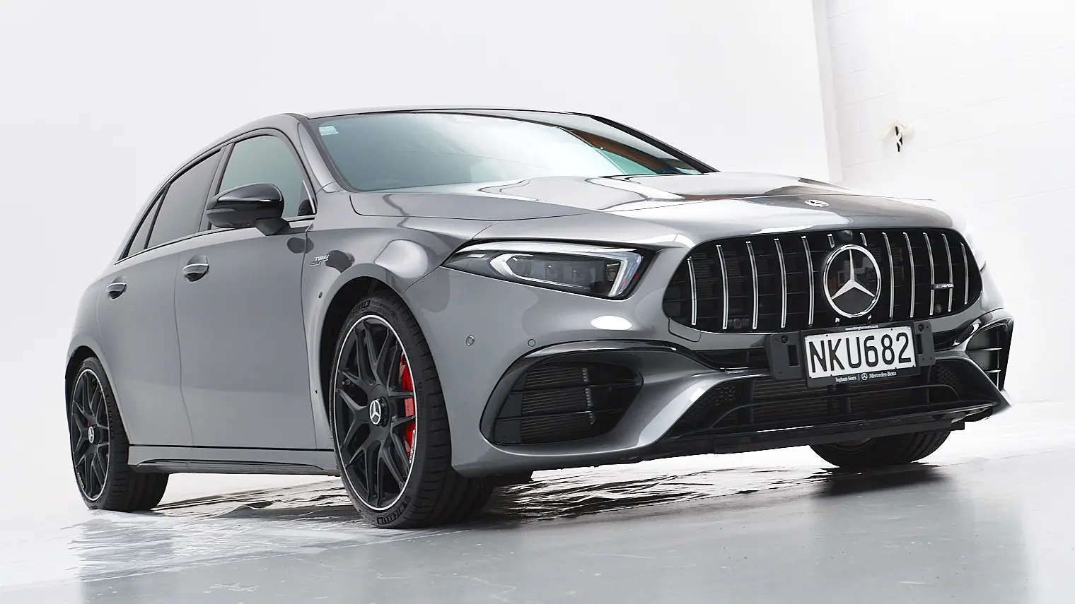 Mercedes-Benz  A 45 4Matic+AMG Performance 8G-DCT 4