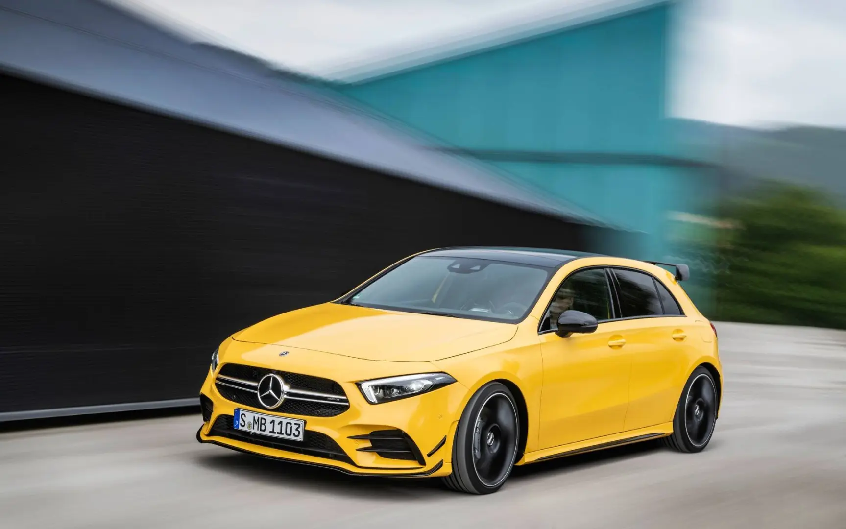 Mercedes-Benz  A 45 4Matic+AMG 8G-DCT 2