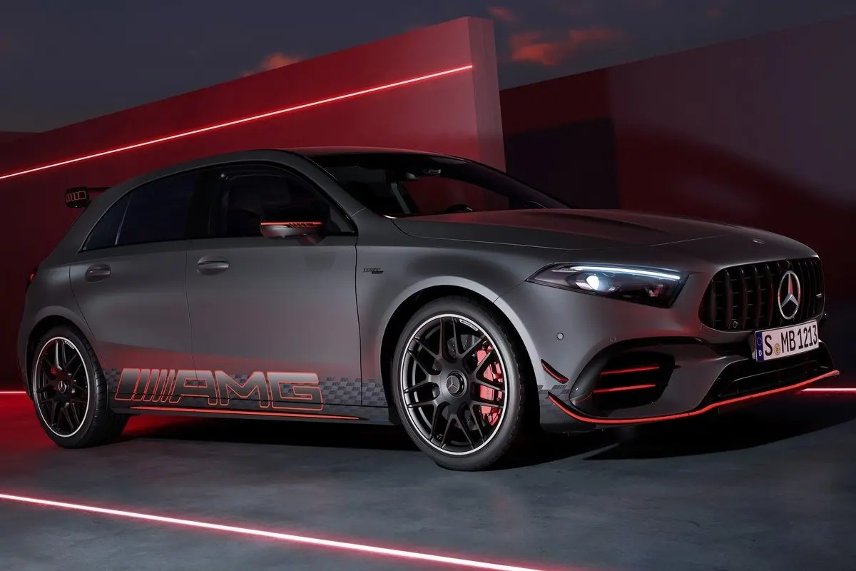 Mercedes-Benz  A 45 4Matic+AMG Performance 8G-DCT 3
