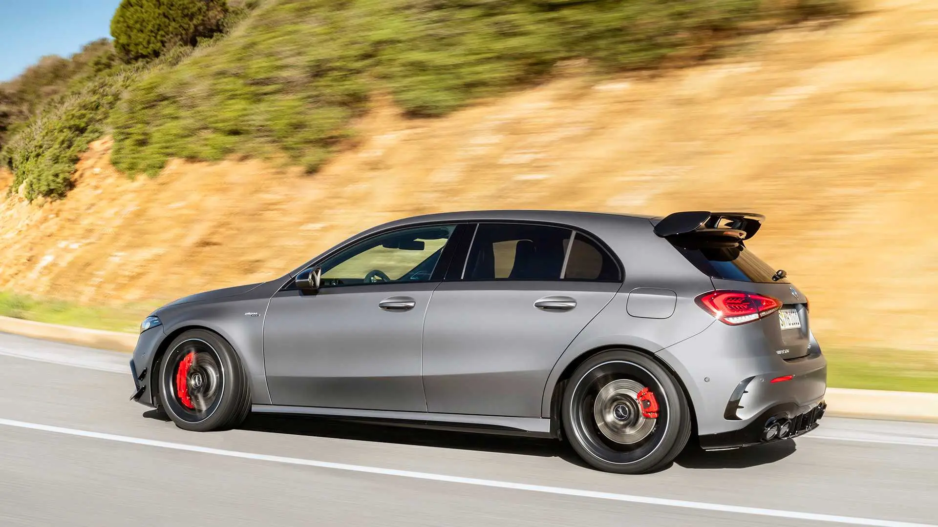 Mercedes-Benz  A 45 S 4Matic+ AMG Performans Speedshift DCT 4