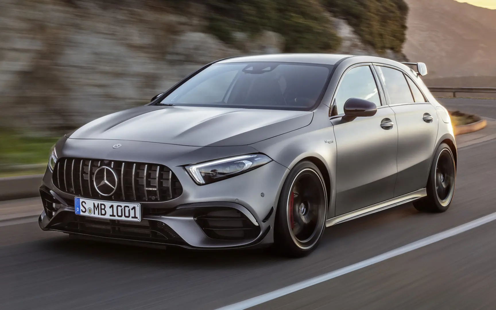 Mercedes-Benz  A 45 S 4Matic+ AMG Performans Speedshift DCT 3