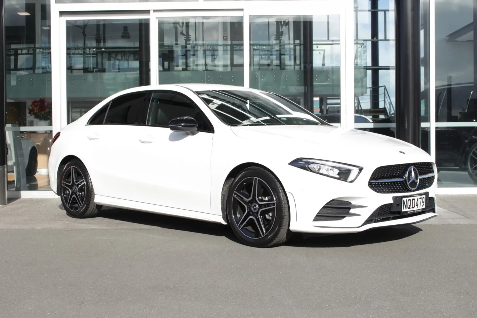Mercedes-Benz  A Sedan 180 d AMG Orange Art 7G-DCT 7