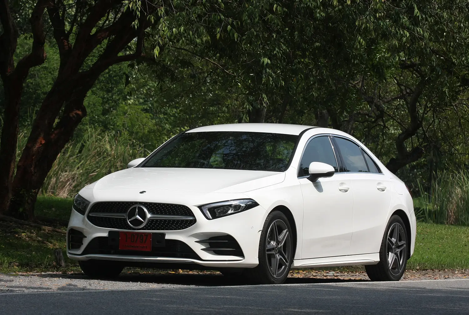 Mercedes-Benz  A Sedan 200 AMG 7G-DCT 6