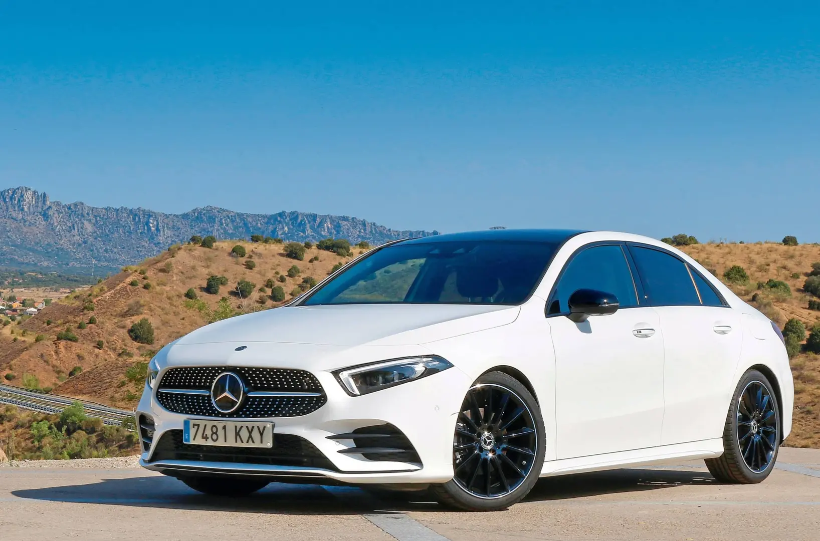 Mercedes-Benz  A 200 Progressive+ 7G-DCT 1