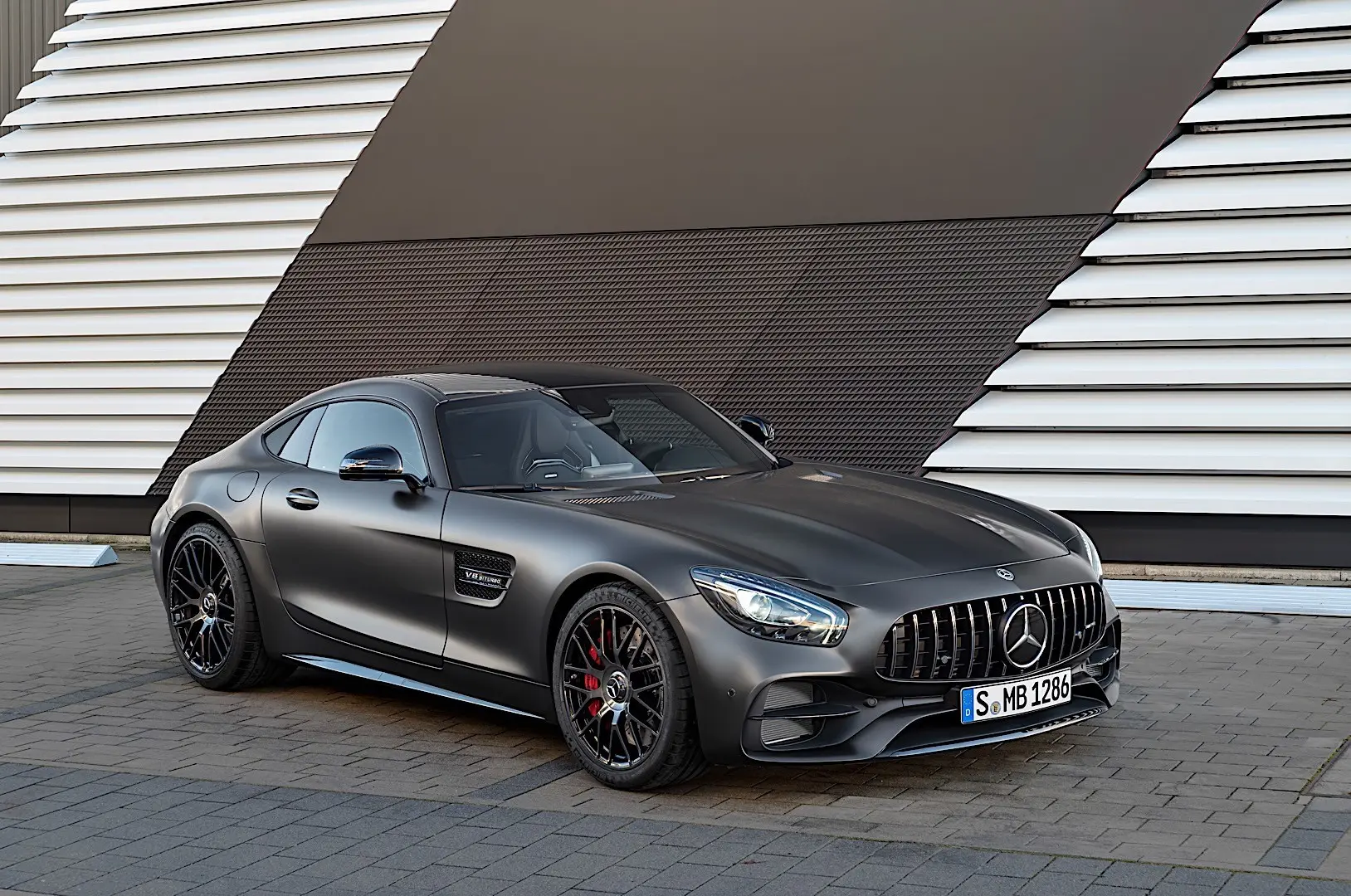 Mercedes-Benz  AMG-GT 4.0 C Performance Speedshift DCT 4