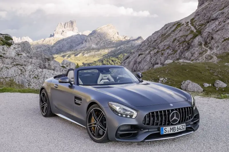 Mercedes-Benz  AMG-GT 4.0 Performance Speedshift DCT 0