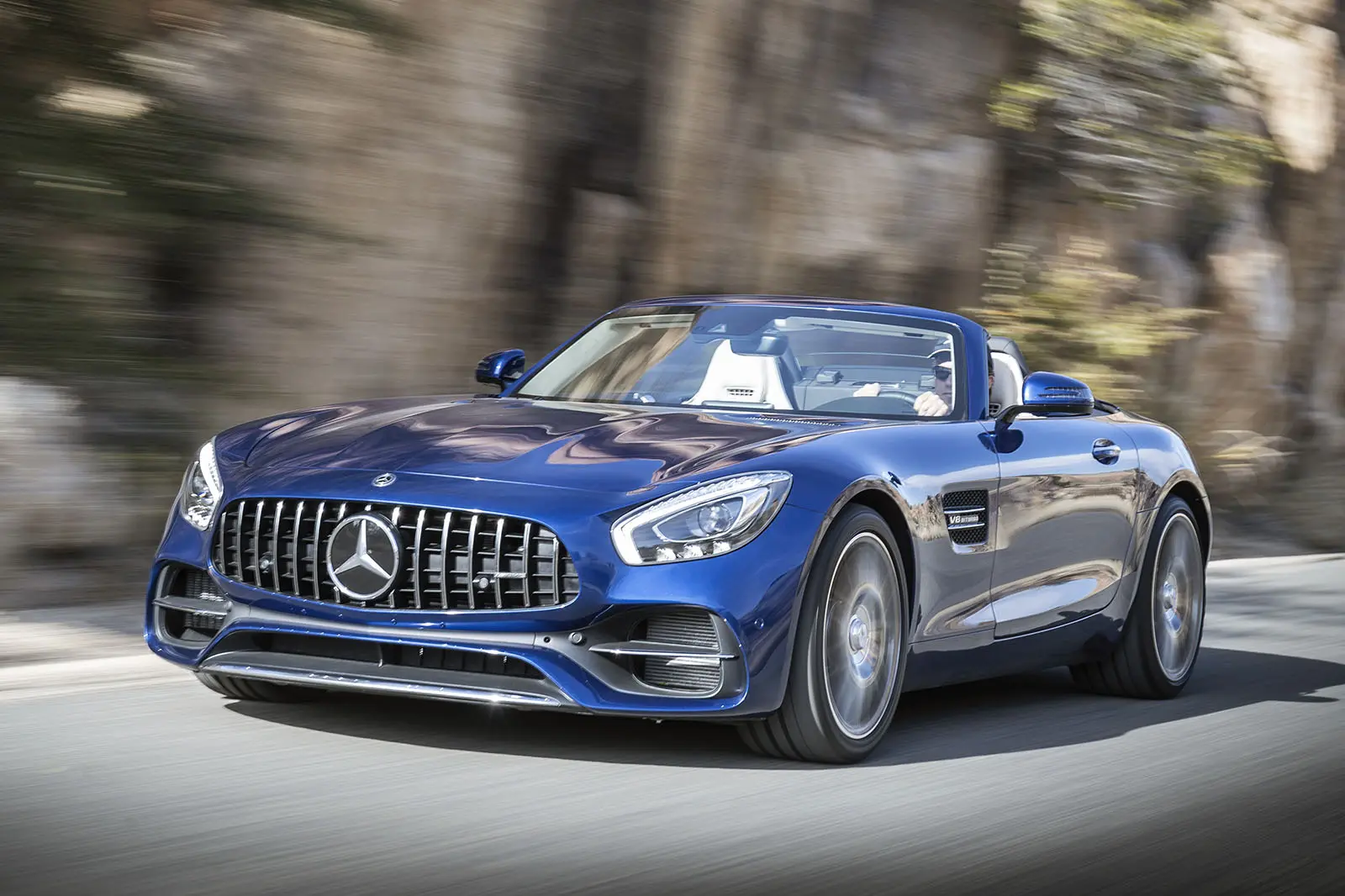 Mercedes-Benz  AMG-GT 4.0 Performance Speedshift DCT 1
