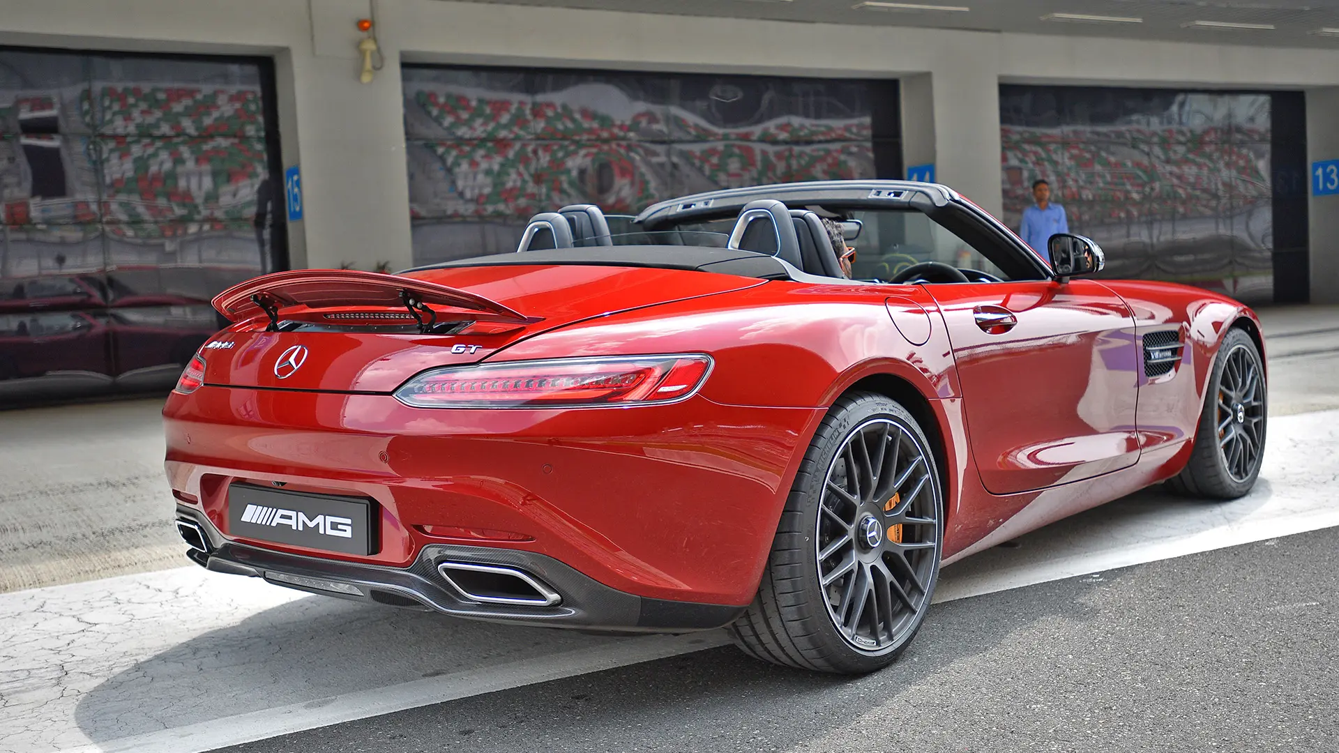 Mercedes-Benz  AMG-GT 4.0 Performance Speedshift DCT 2