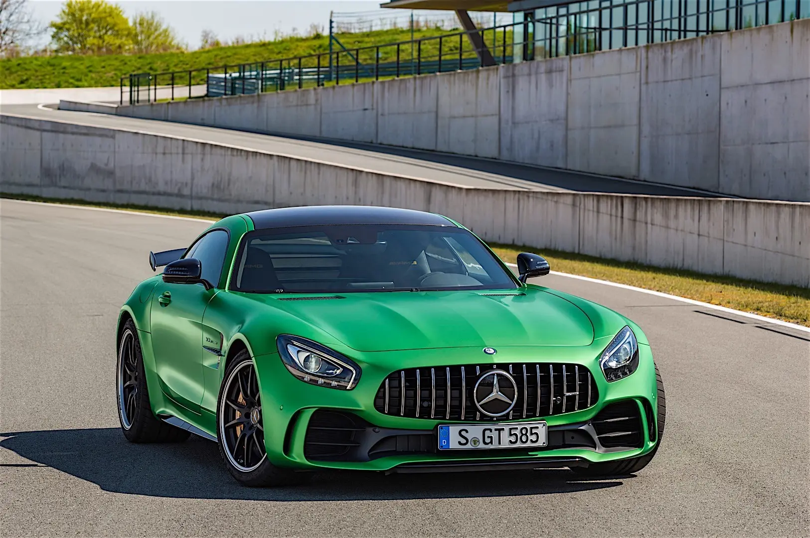 Mercedes-Benz  AMG-GT 4.0 R Performance Speedshift DCT 2