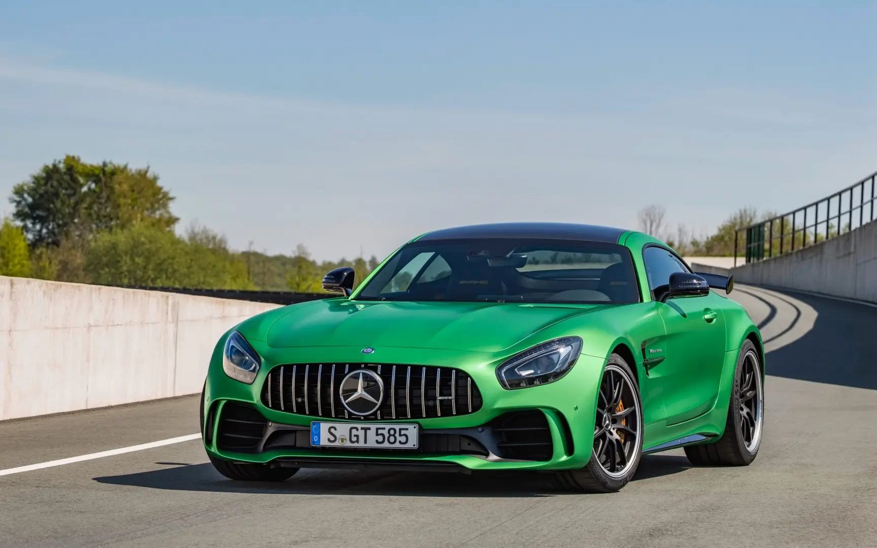Mercedes-Benz  AMG-GT 4.0 R Performance Speedshift DCT 2
