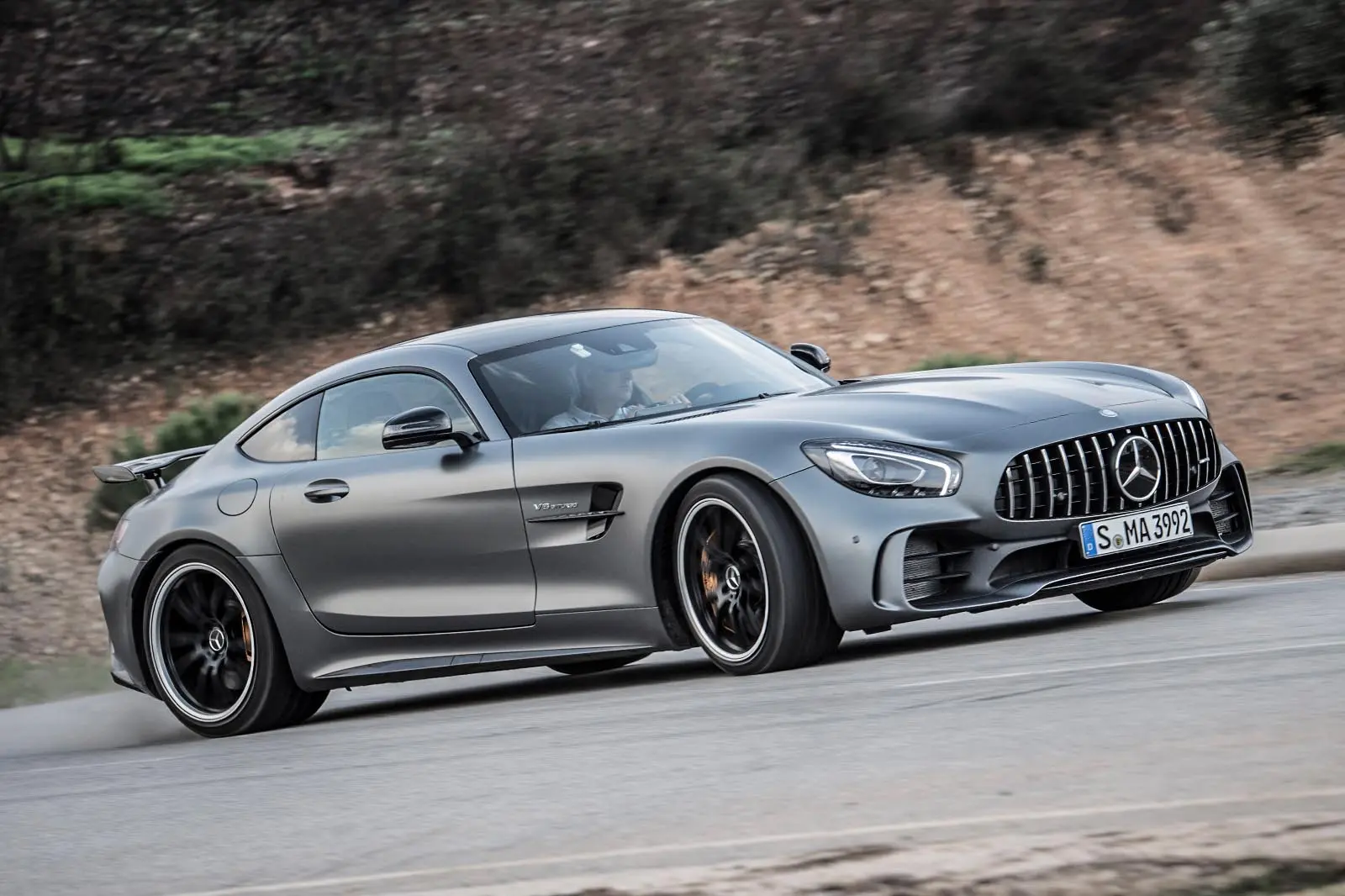 Mercedes-Benz  AMG-GT 4.0 R Performance Speedshift DCT 5