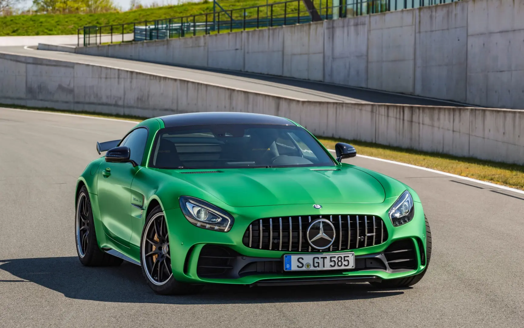 Mercedes-Benz  AMG-GT 4.0 R Performance Speedshift DCT 7
