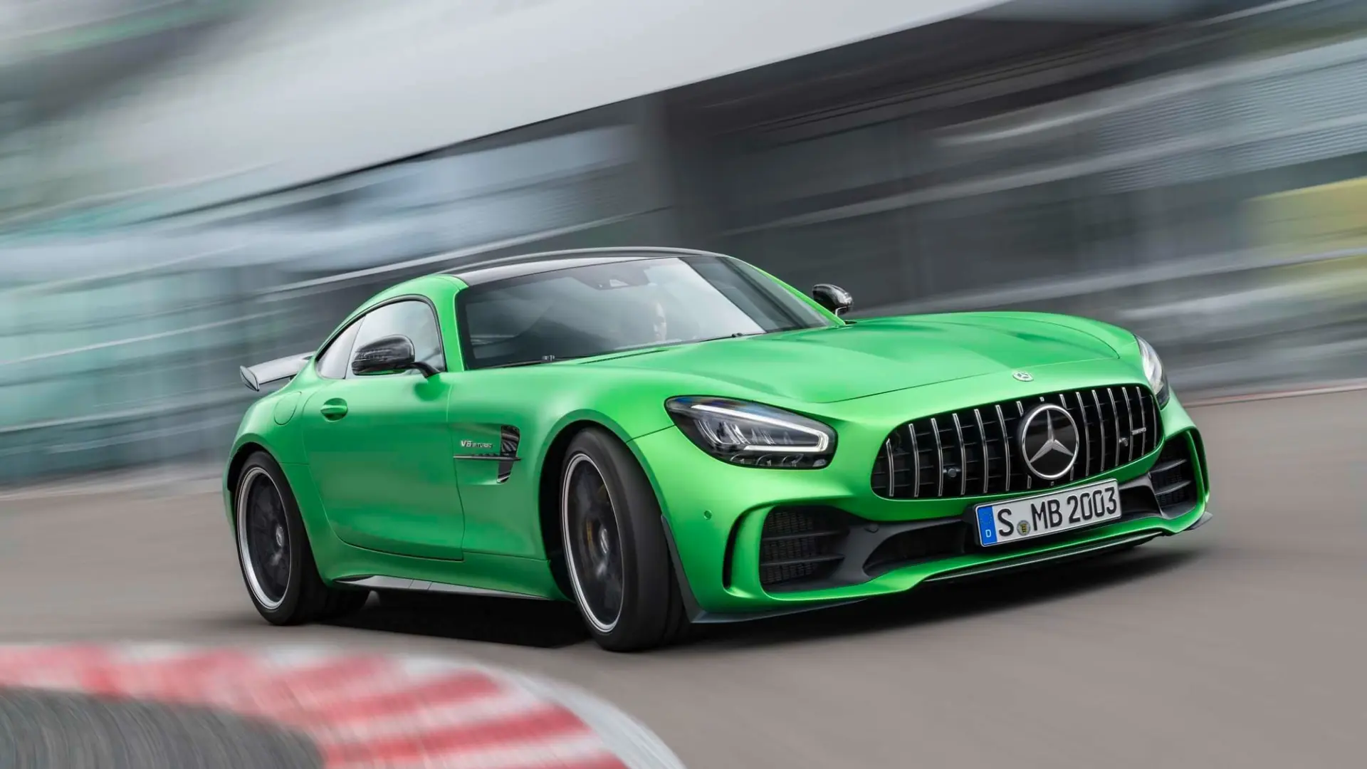 Mercedes-Benz  AMG-GT 4.0 R Performance Speedshift DCT 4