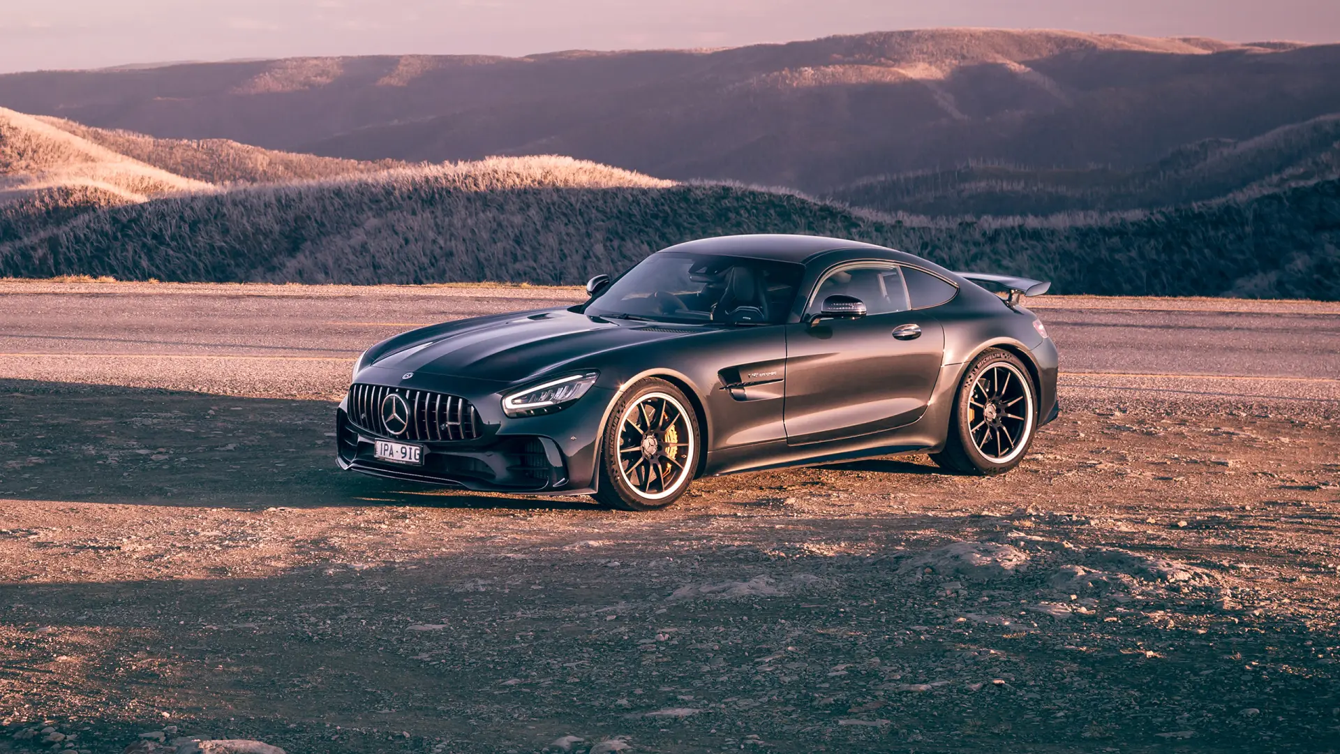 Mercedes-Benz  AMG-GT 4.0 R Performance Speedshift DCT 6