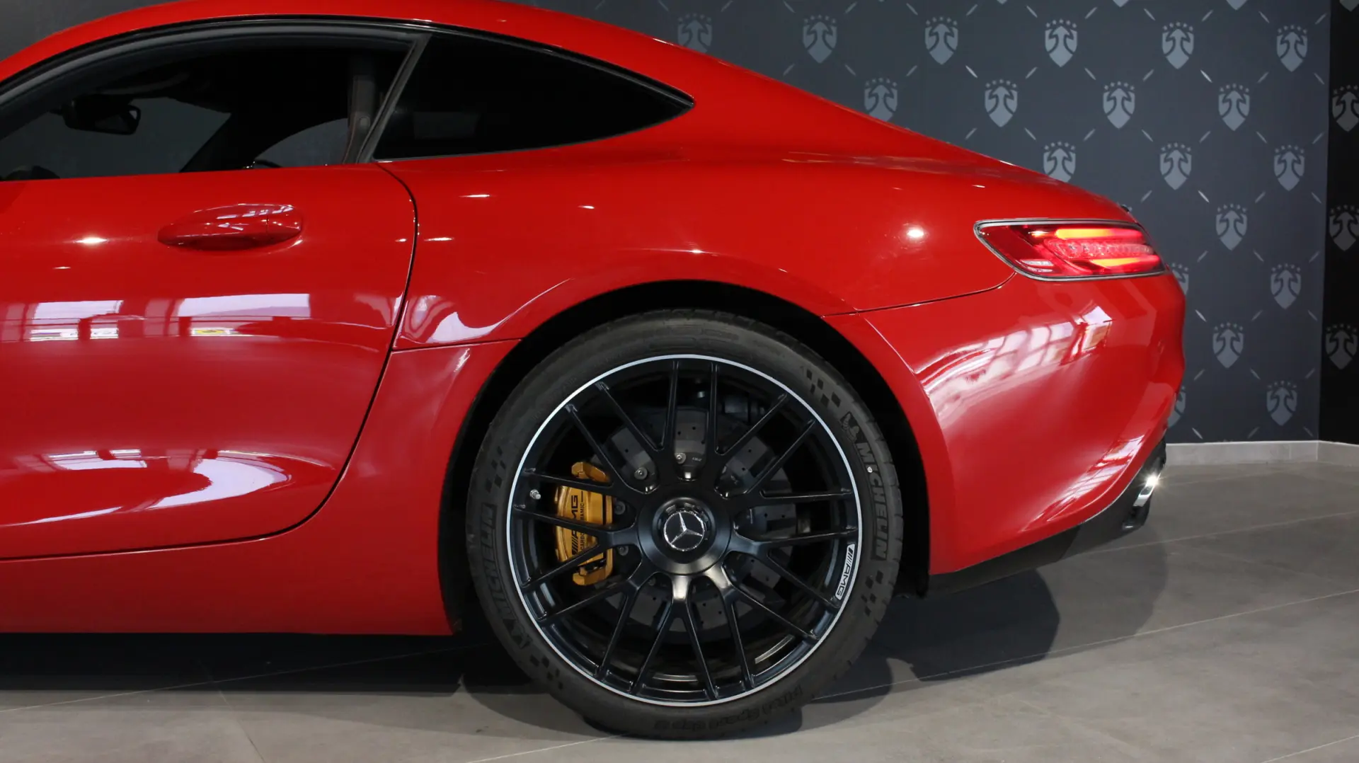 Mercedes-Benz  AMG-GT 4.0 S Performance Speedshift DCT 4