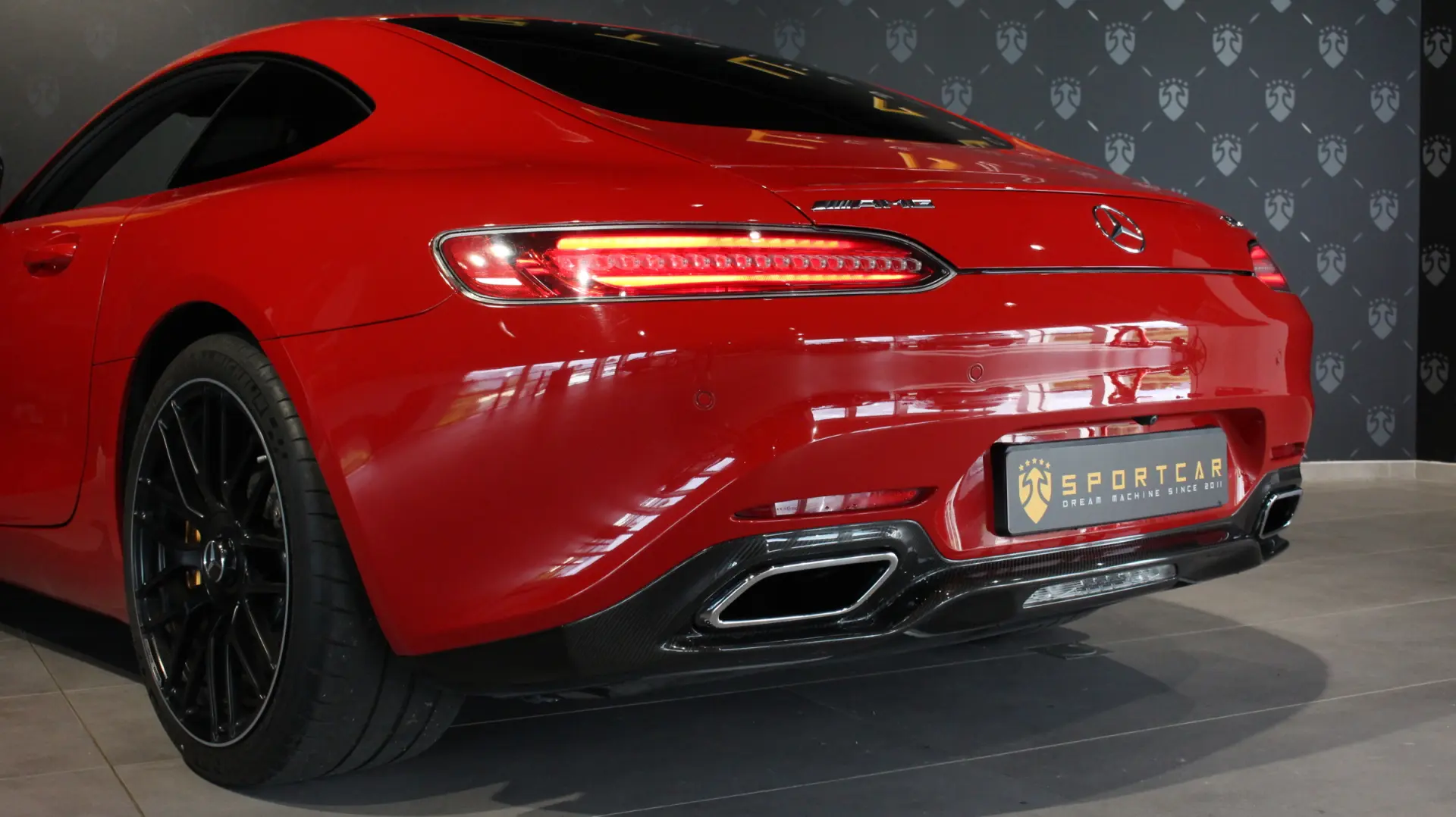Mercedes-Benz  AMG-GT 4.0 Performance Speedshift DCT 2