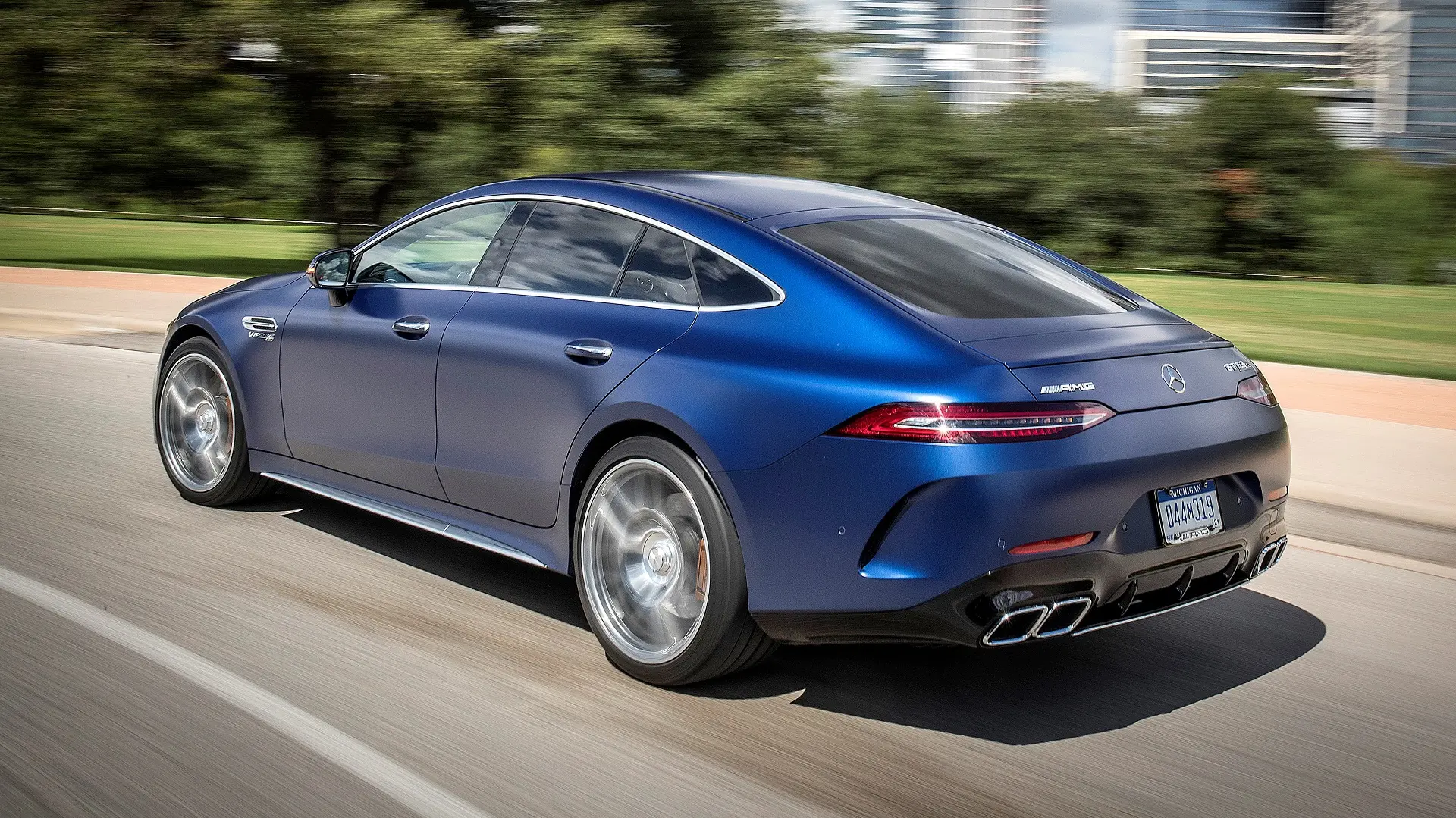 Mercedes-Benz  AMG-GT 63 S 4Matic+ 2