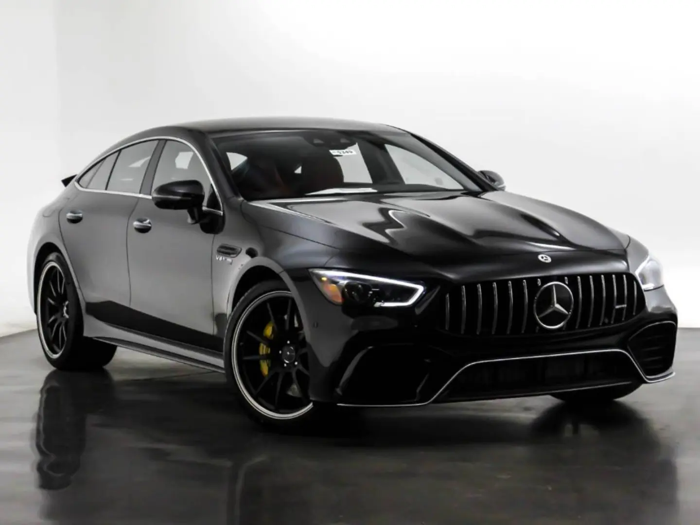 Mercedes-Benz  AMG-GT 63 S 4Matic+ 1