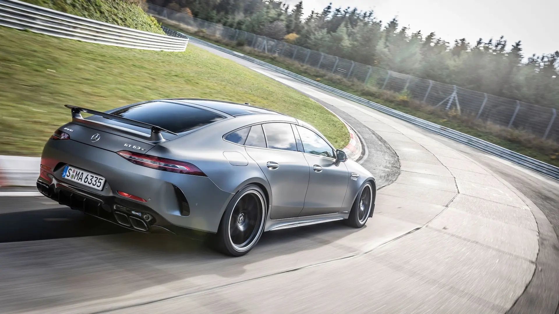 Mercedes-Benz  AMG-GT 63 S 4Matic+ 2