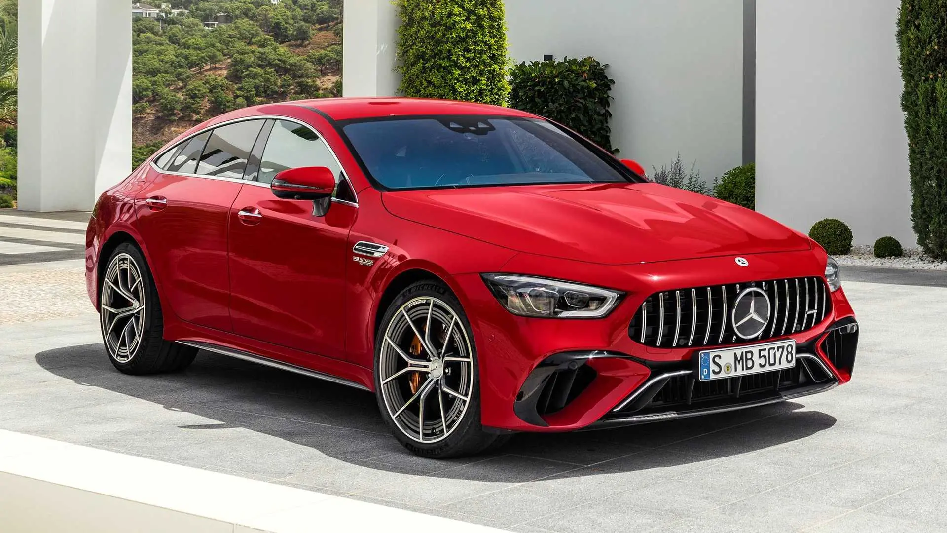 Mercedes-Benz  AMG-GT 63 S e-Performance 1