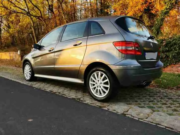 Mercedes-Benz  B 150 Special Edition 0